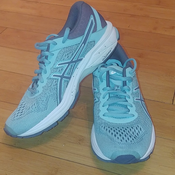 asics duomax